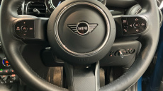 MINI Hatchback 1.5 Cooper Classic 3dr Auto Petrol Hatchback